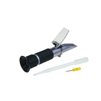 SYKES REFRACTOMETER