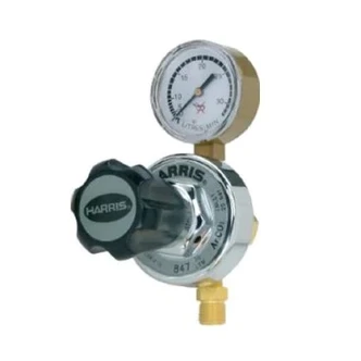 Model 847 - Rear Inlet 1/4" npt F, Oxygen, 0-1000kpa. Complies AS4840 - designed to handle high flow and no pressure drop thru the reg. Made in Europ